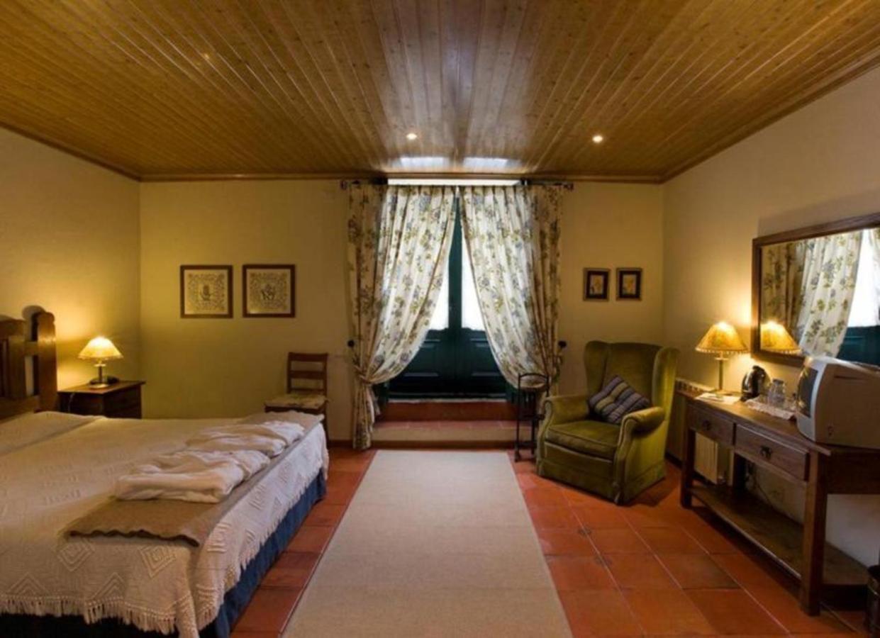 Bed and Breakfast Casa De Santa Ana Da Beira Seia Exterior foto